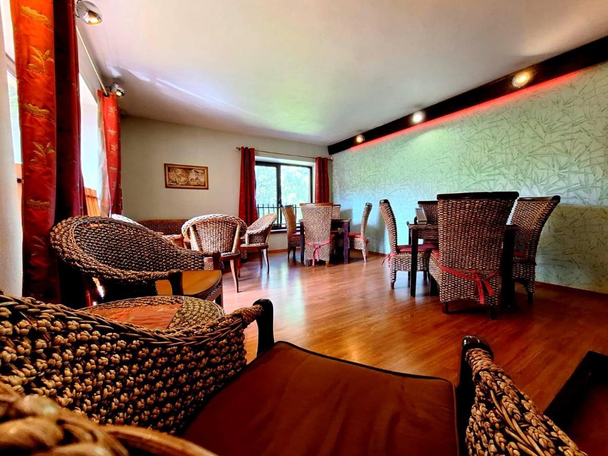 Vila Fenix B&B Ruzomberok Exterior foto